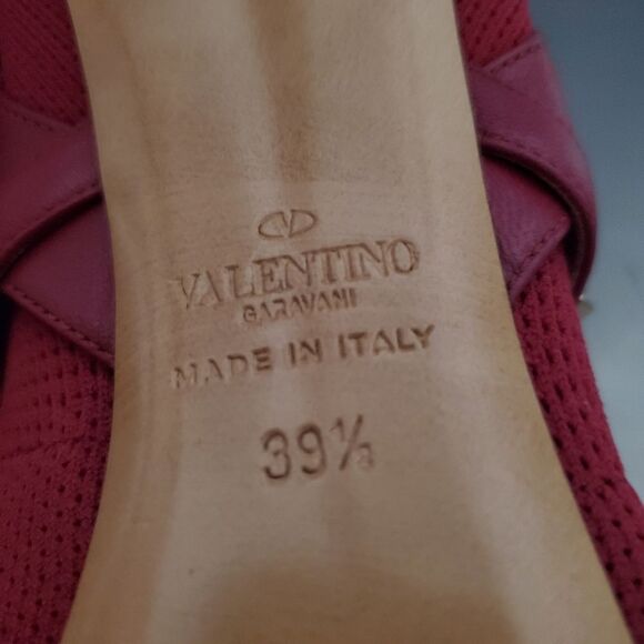 VALENTINO GARAVANI Knit Rockstud Bodytech Calfskin Sock Boot Heel Burgundy 39.5 - Picture 10 of 11